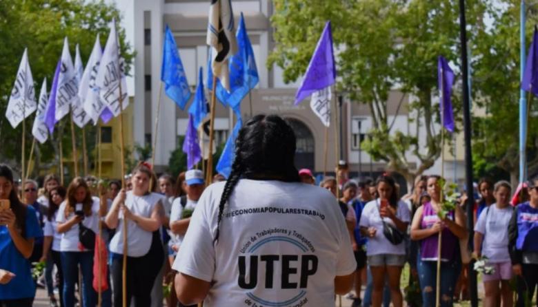 f2ff5d6c4266bdc7373dfc11b95ab8e1bd9d6eb6