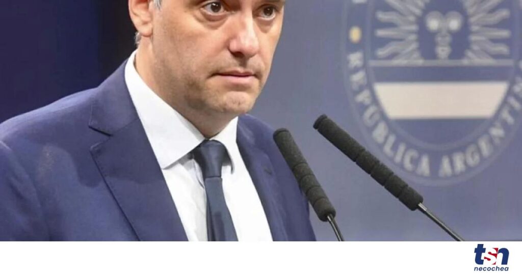 conferencia-de-prensa-de-manuel-adorni-vocero-presidencial-1751758-OG