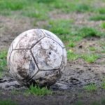 La lluvia “ahogó” el fútbol local