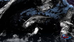 La tormenta Lala se convirtió en huracán y avanza hacia Hawái con vientos de hasta 120 kilómetros por hora